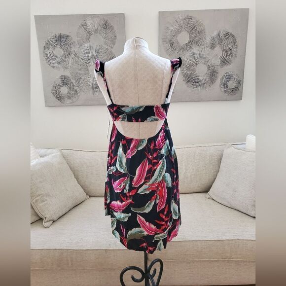 Volcom In The Tropics Printed Knot-Front Dress sz XS - Picture 8 of 14